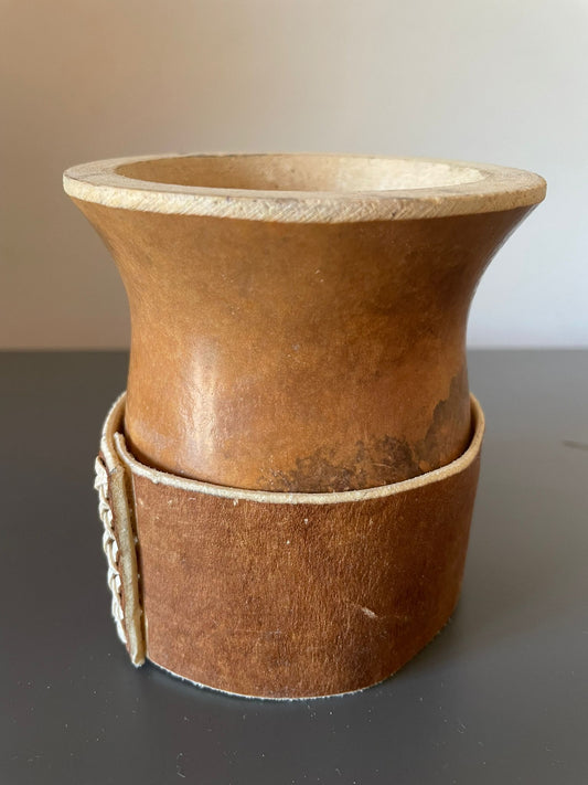 MATE CAMIONERO CON BASE DE APOYO
